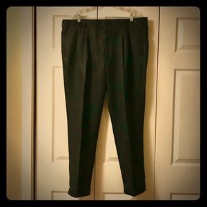 Men’s Roundtree & Yorke dress pants